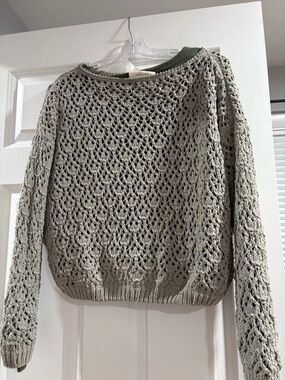 Jessica Simpson Open-Weave Crewneck Sweater in Light Gray